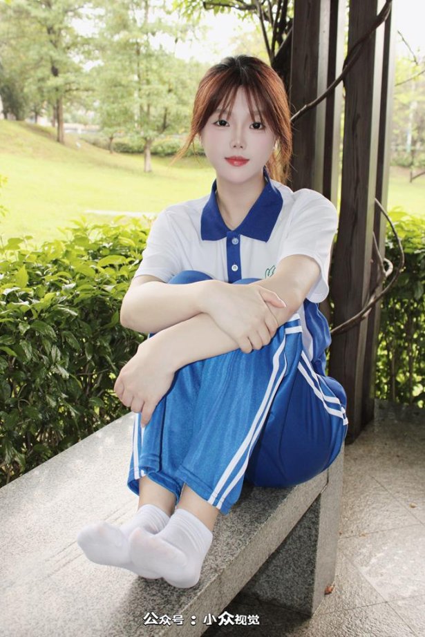 小众视觉 015-小薯条户外深圳校服白袜［128P/1V/5.34G］