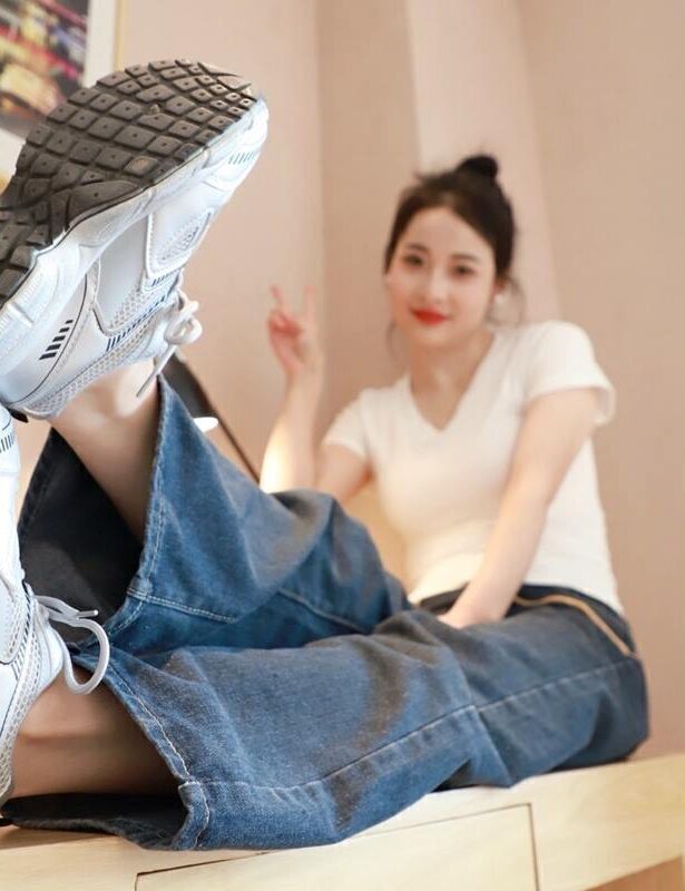 誉铭传媒-2024-7[100P/1V/2.38G]