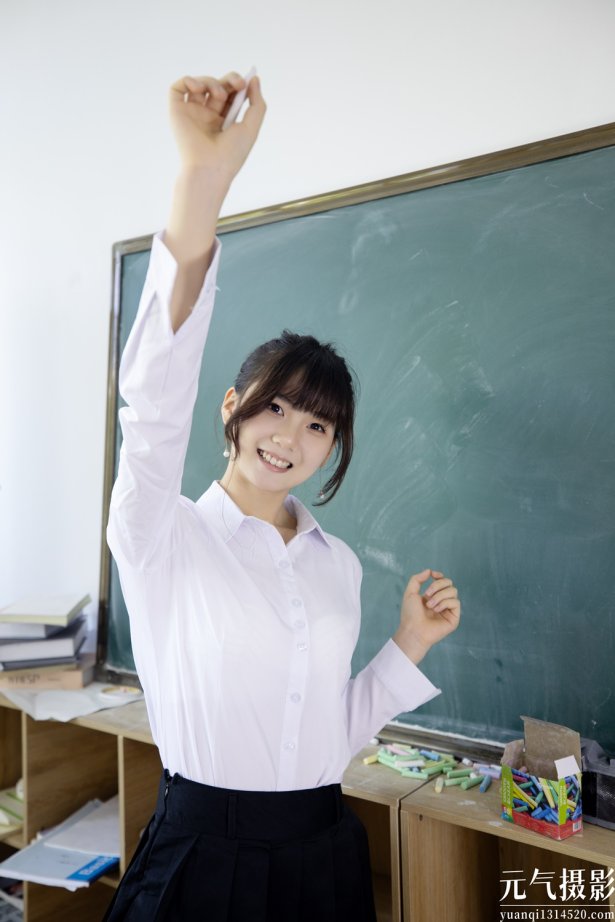 [原创][第一期1元福利]元气摄影 001 慕菲菲 可爱纯 [35P/274M]