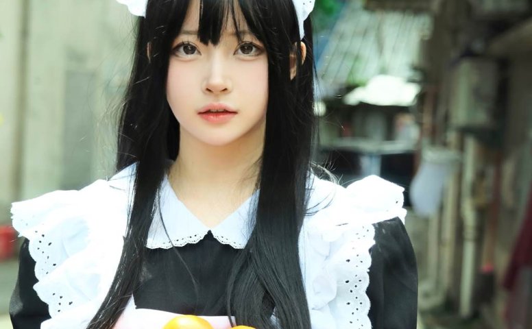 白莉爱吃巧克力 – 原理猪 深巷钕仆[11P/487MB]