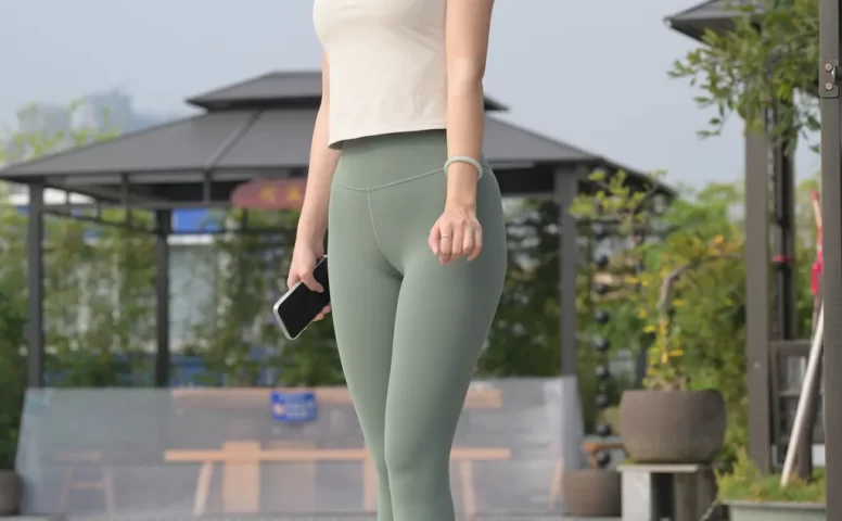 精选街拍作品 NO.6186 不吃鸡蛋街拍作品 – 绿色瑜伽裤镁钕[1099P/1.91GB]