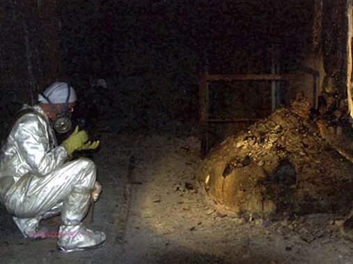 12张“普通”照片背后的恐怖真相：最后一张拍完，他们就消失了