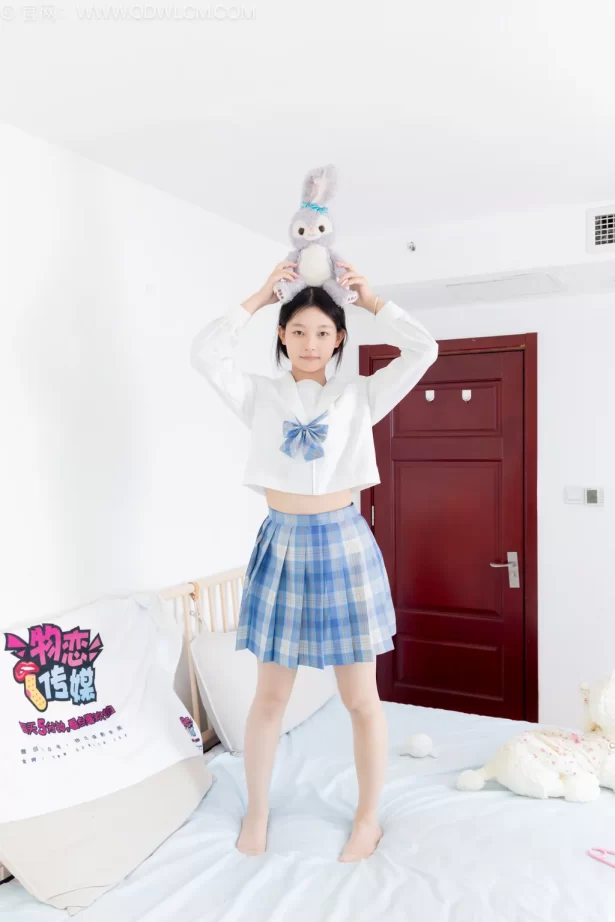 勿恋传媒 NO.2505 芙芙-皮鞋、薄肉丝、jk至服[155P/1V/3.71GB]