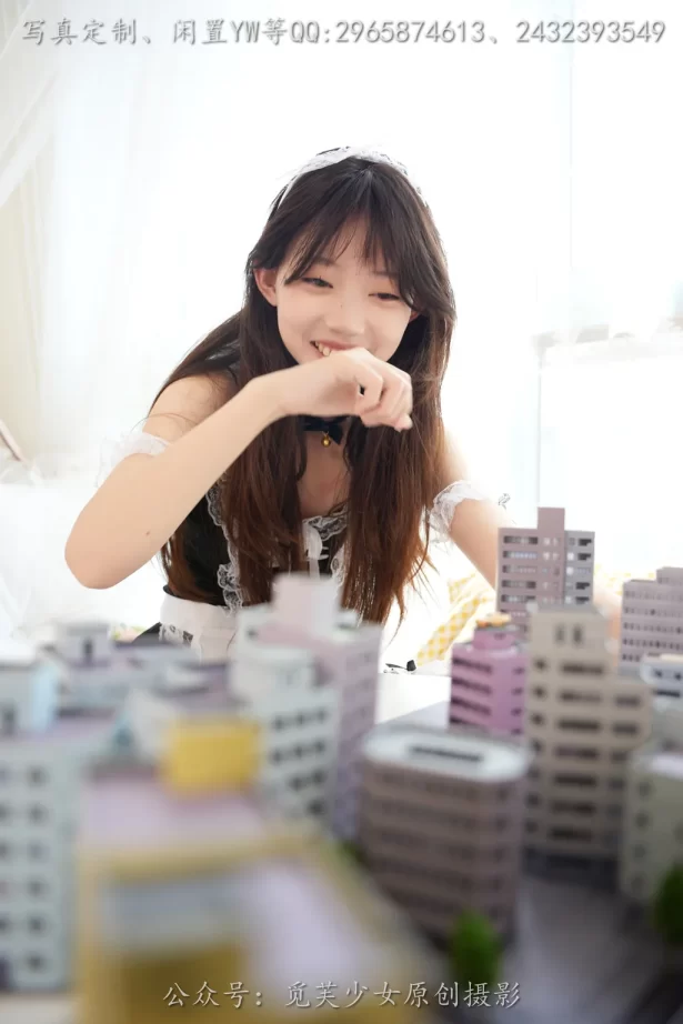 觅芙少女NO.244若若—梦境误入小人国，化身巨人少女 [203P/1V/2.05G]