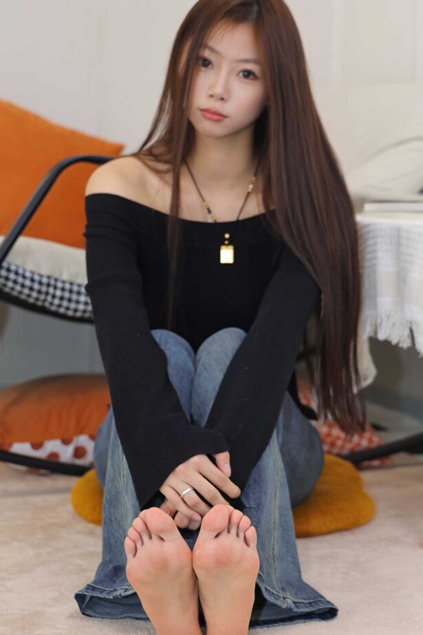 绮梦摄影 NO.465 小萱 [469P/2V/11G]