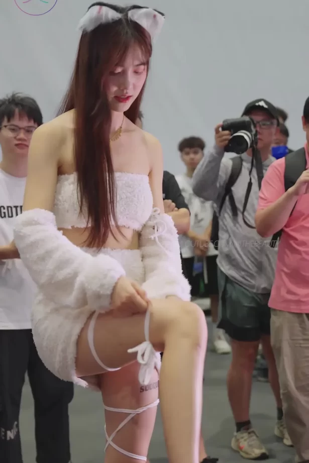 NO.1624 2024 东莞AIT改装车展 Auto Salon Racing Model 02[1V/160MB]