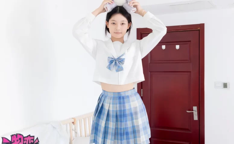 勿恋传媒 NO.2505 芙芙-皮鞋、薄肉丝、jk至服[155P/1V/3.71GB]