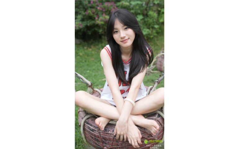 青柠映画 002期 阿慌 荡秋千 [105P/2V/4.2G]